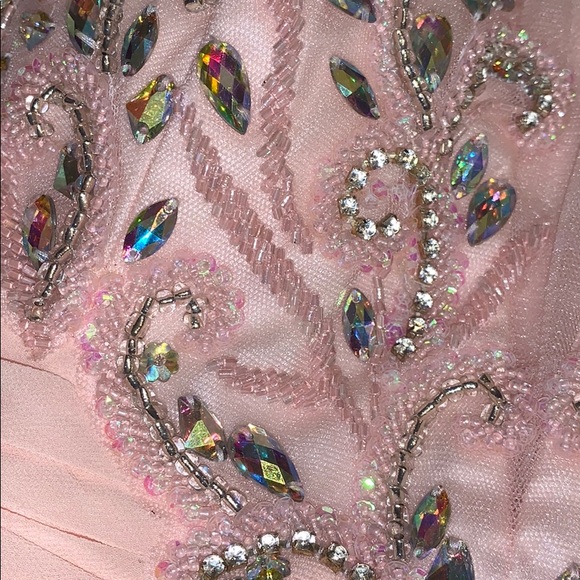 FabuLuxe Couture party dress - Picture 4 of 6